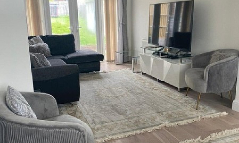 3 Bed Semi-Detached ...