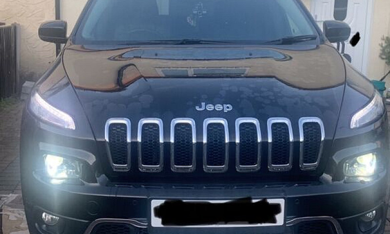 Black Jeep Cherokee ...