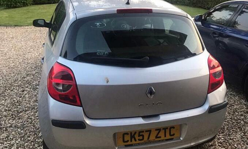 Renault Clio Dynamiq...