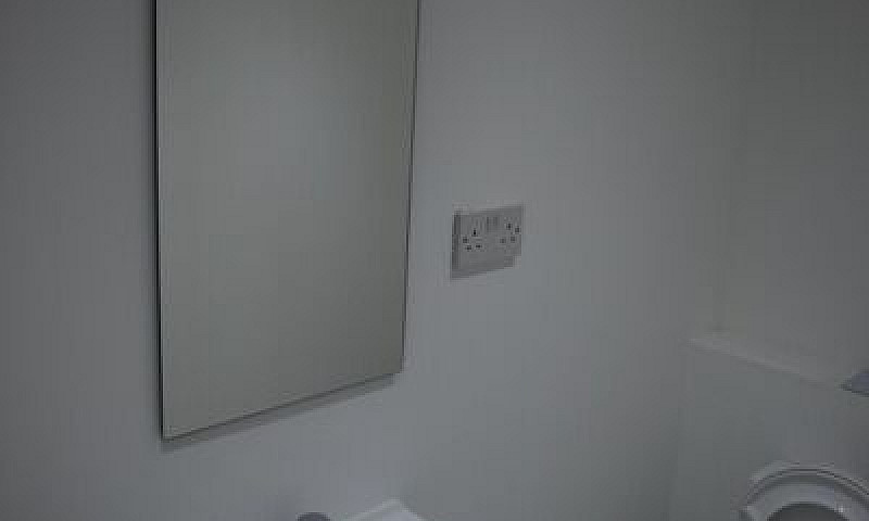 2 Bedroom House In B...