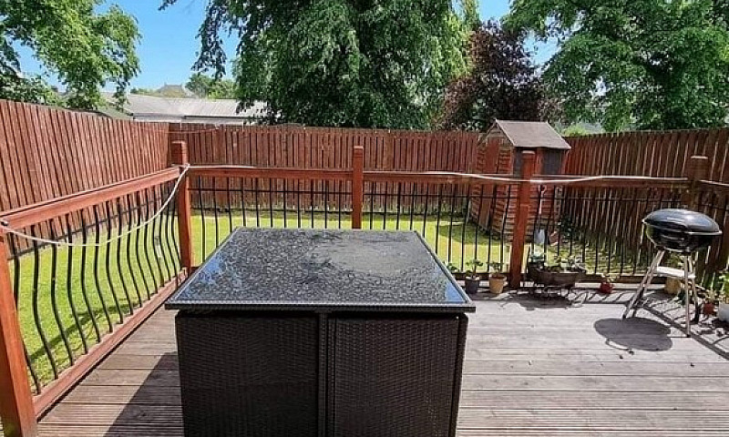 3 Bedroom Semi-Detac...