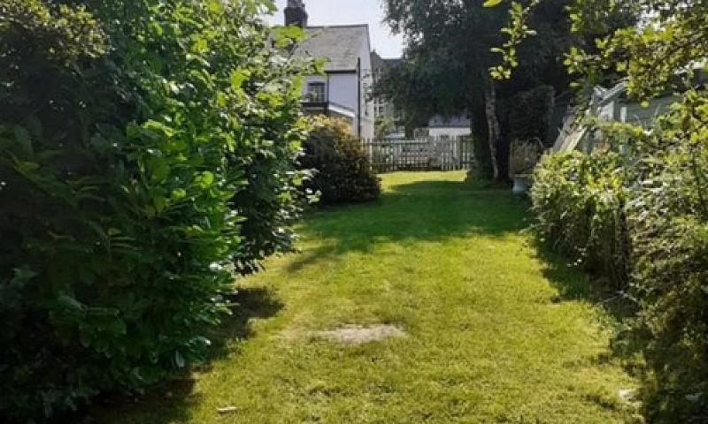 1 Bedroom Flat In Hi...