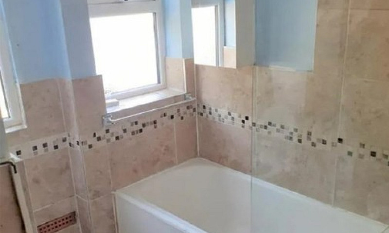1 Bedroom Flat In Hi...