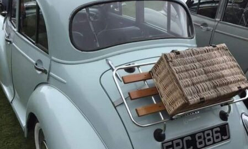 Morris Minor 1000...