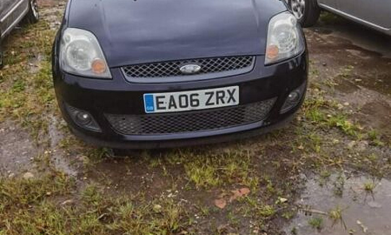 Ford Fiesta ...