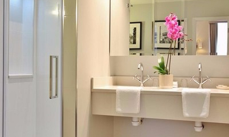 One Bedroom Mayfair ...