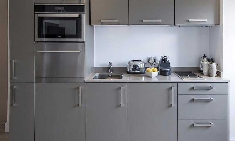 Studio Apartment Far...