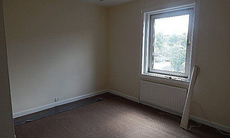 A Spacious Top Floor...