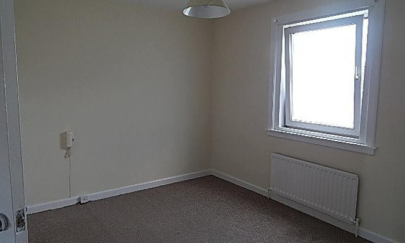A Spacious Top Floor...