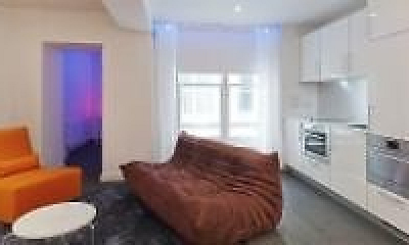 One Bedroom Hyde Par...
