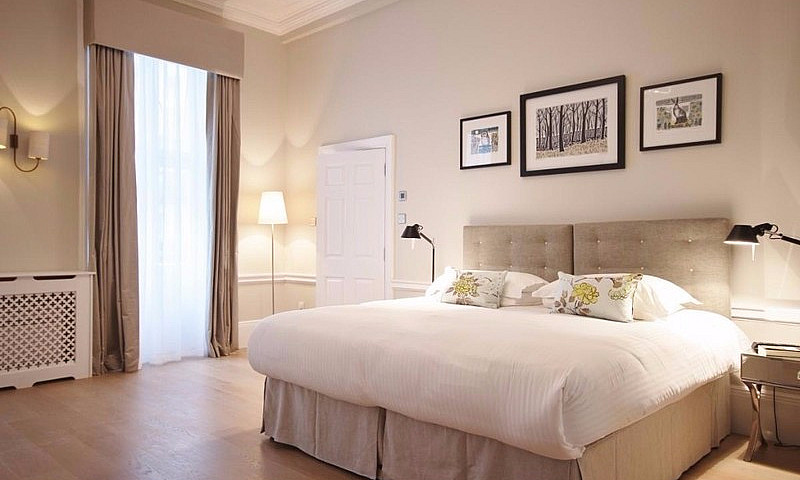 One Bedroom Mayfair ...