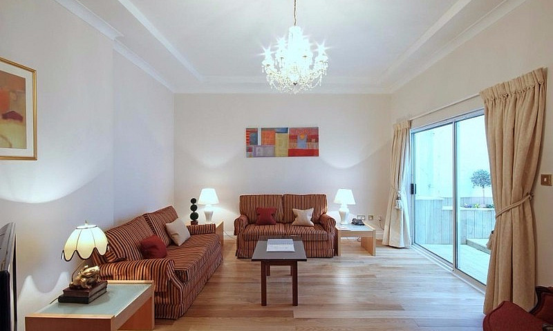One Bedroom Mayfair ...