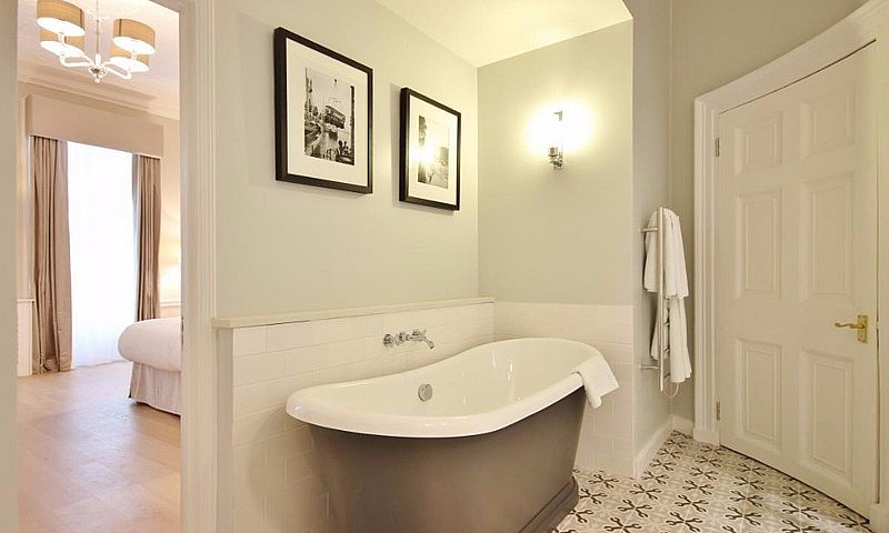 One Bedroom Mayfair ...
