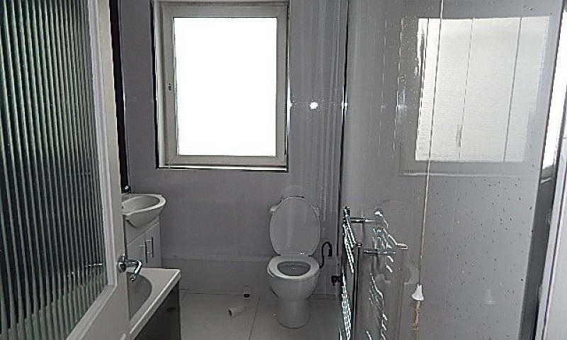A Spacious Top Floor...