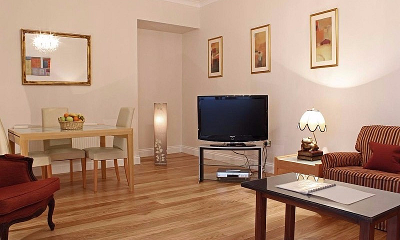 One Bedroom Mayfair ...