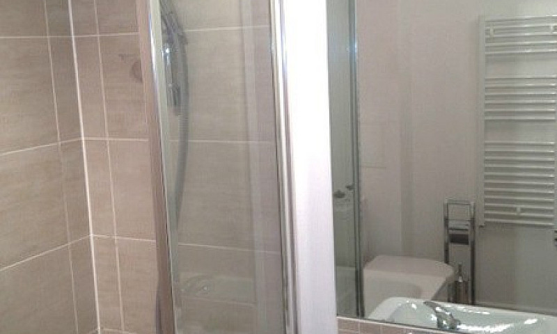 2 Bedroom Apartment ...