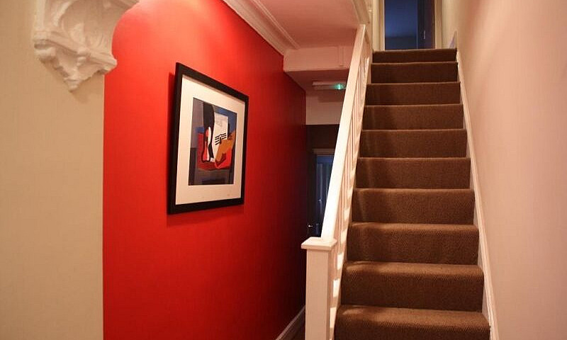 One Bedroom Flat  Av...