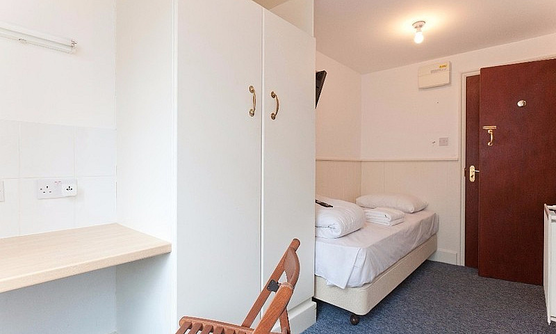 Studio Swiss Cottage...