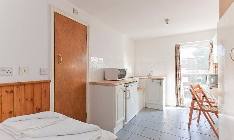 Studio Swiss Cottage...