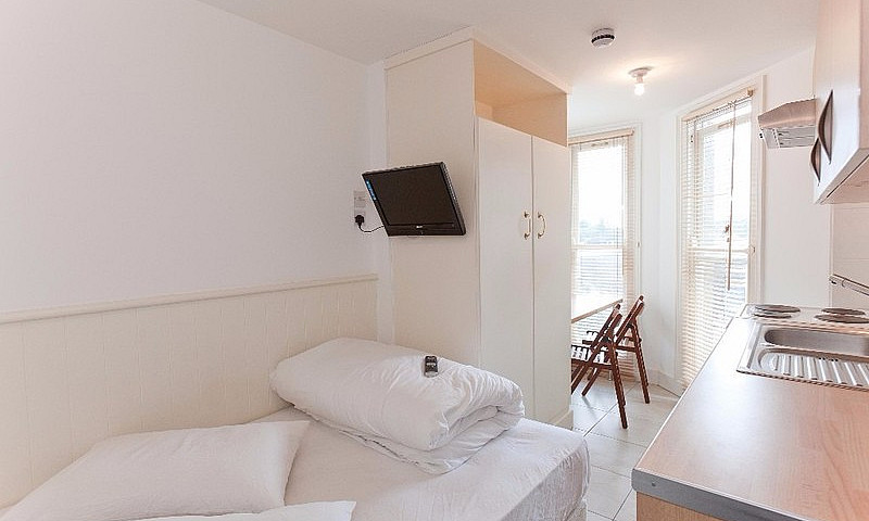 Studio Swiss Cottage...