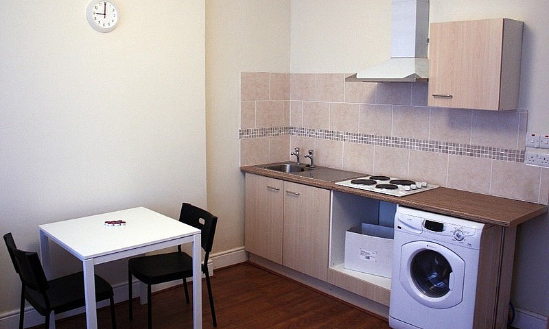 One Bedroom Flat  Av...