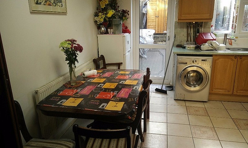 Medium Double Roon I...