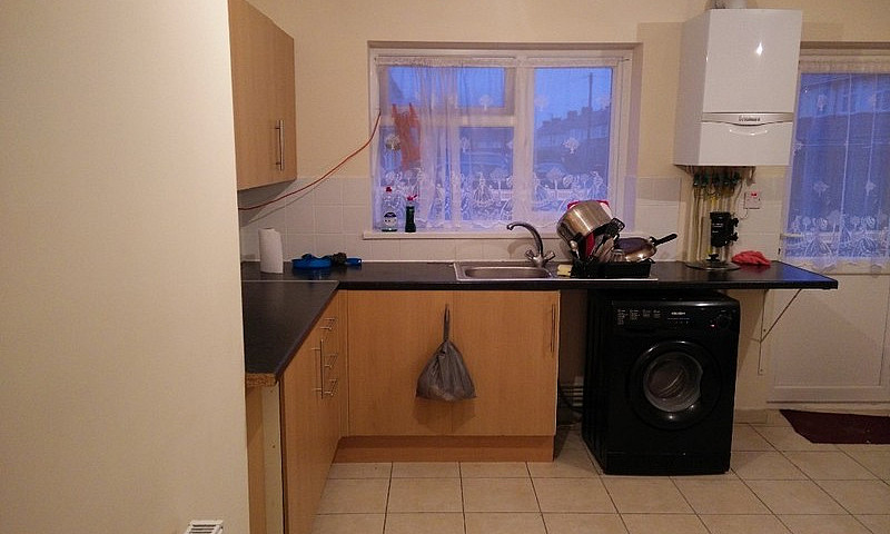 Large Double Room In...