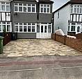 Spacious 3 Bedroom Semi Detached House With Driveway & 2 Toilets To Let In Dagenham Rm8 1Nj