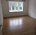2 Bedroom Flat 5 Mins Walk To South Bermondsey Station (5 Mins London Bridge)