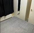 One Double Bedroom 