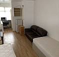 Large Room: With En-Suit, In A House  Located In E10 6Hh