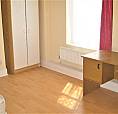 Spacious 4 Bedroom House Close Walking Distance To Stratford Underground And Westfield Shopping !