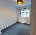 2 Bedroom Flat In Bronte House, Poynders Gardens, London Sw4
