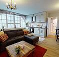 1 Bedroom Flat In Gate Street, London Wc2A