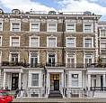 2 Bedroom Flat In 26-28 Hogarth Road, London, Sw5