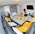 2 Bedroom Flat In Laighpark View, Paisley, Pa3 (2 Bed) (#1132674)