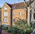2 Bedroom Flat In Mornington Avenue, London, W14 (2 Bed) (#1138452)