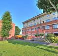 3 Bedroom Flat In Trowbridge Road, Romford, Rm3 (3 Bed) (#1168279)