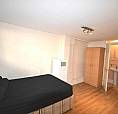 Spacious Double Bedroom With It's Own Bathroom Is Conveniently Located Next To Blackwall Dlr Station