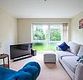 1 Bedroom Flat In Copers Cope Road, Beckenham, Kent , Br3 (1 Bed) (#1132746)