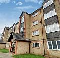 2 Bedroom Flat In Kingfisher Way, London, Nw10 (2 Bed) (#1196257)