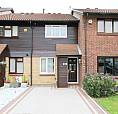 2 Bedroom House In Allonby Drive, Ruislip, Ha4 (2 Bed) (#1163972)