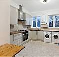 2 Bedroom Flat In North Finchley, London, N12 (2 Bed) (#1153770)
