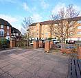 2 Bedroom Flat In Kennet Square, Mitcham, Cr4 (2 Bed) (#1148792)