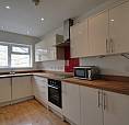 Modern Two Bedroom Flat, Next To Whitechapel Station