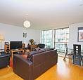 Stunning 3 Bedroom Flat With Balcony Overlooking Regents Canal, Minutes To Haggerston Station