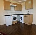 Super 1 Bedroom Flat Nr Zone 2 Tube, 24 Hr Buses & Train-10 Mins To Kings Cross. Benefit Welcome!  
