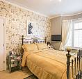 4 Bedrooms House To Rent 