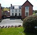 1 Bedroom Flat In Wynnstay Flats, Llanfair Caereinion, Welshpool, Sy21 (1 Bed) (#1102889)