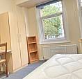 In Owners House Medium Room Share Kitchen 2 Showerwc Includesbills Netextra Veryneartuberailbusshops